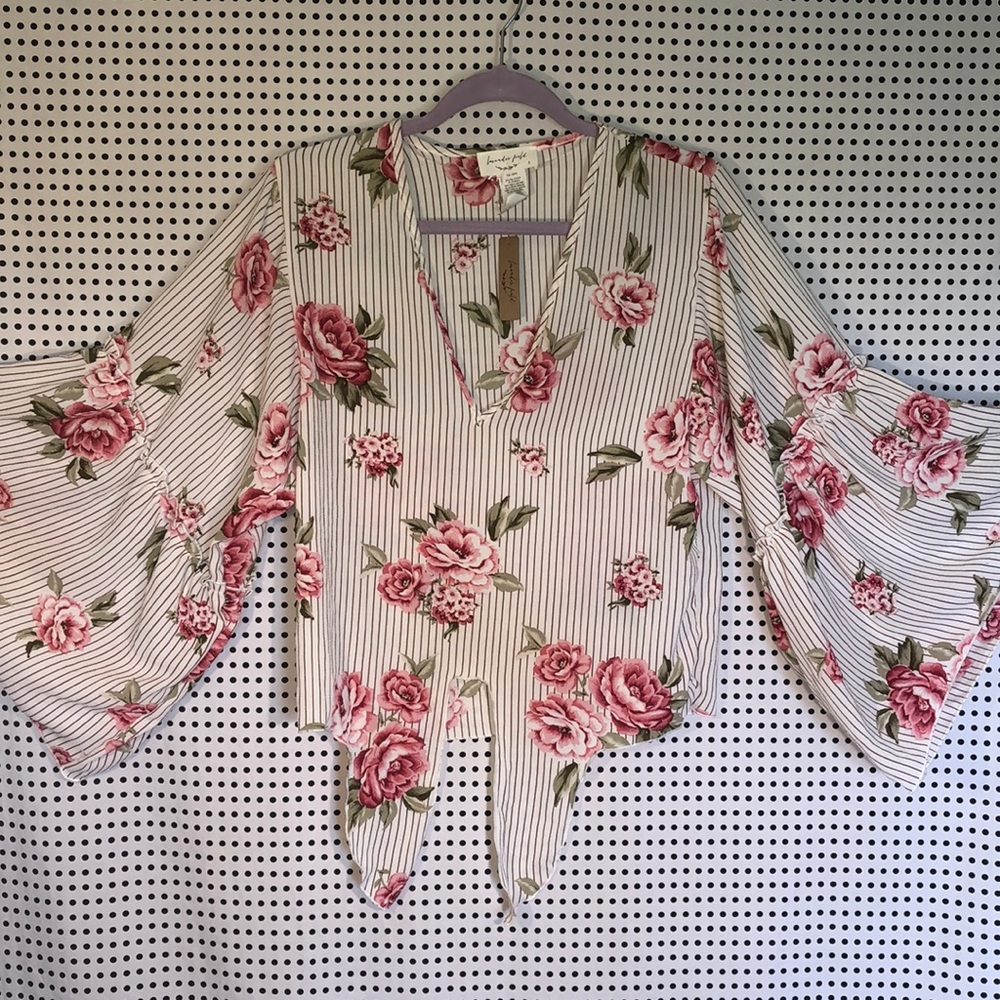 Lavender Field v-neck Blouse
